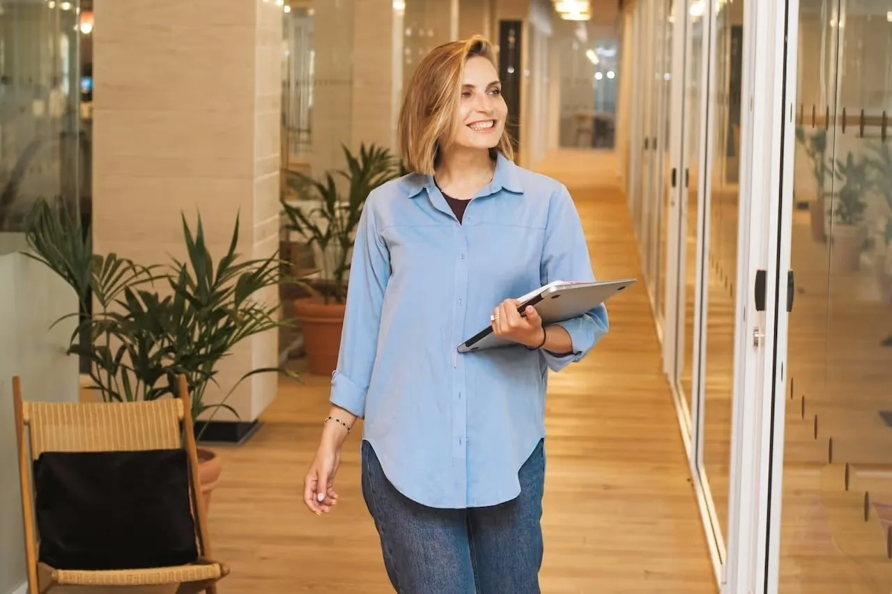 The image shows a collage related to employer branding. It includes icons representing company culture, employee engagement, and brand reputation, alongside text highlighting the importance of employer branding for attracting and retaining talent.